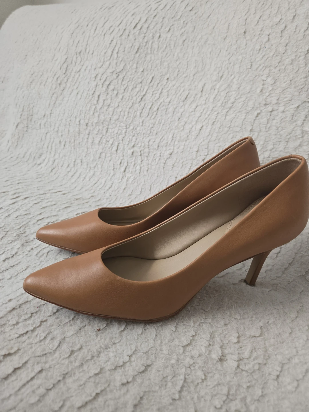 Size 37 - ALDO Flex Pointed-Toe Heels