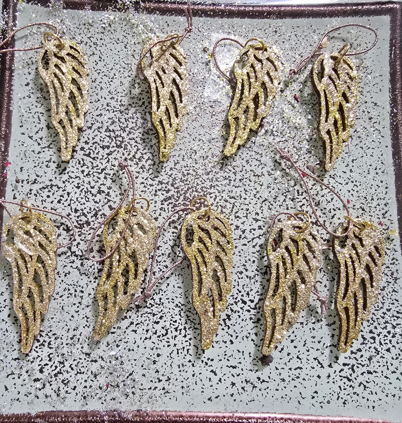Set of 9 or 10 Glittery Wing Ornaments - photo 3