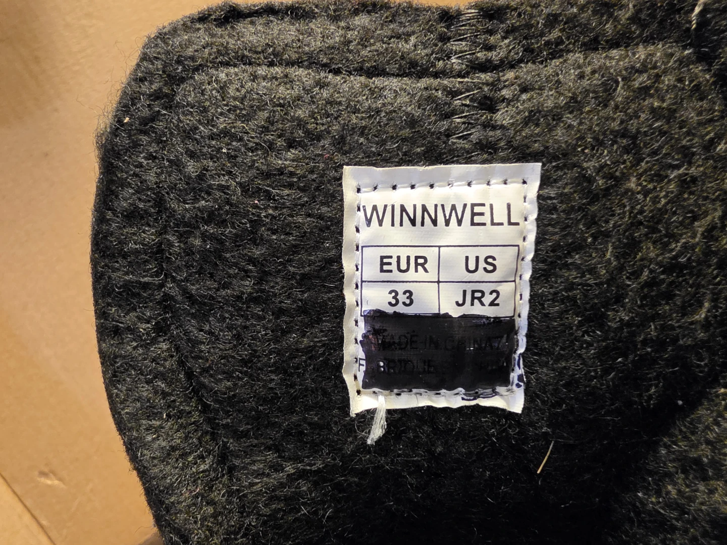 Winnwell X-Lite Hockey Skates - Size Junior 2 - photo 5