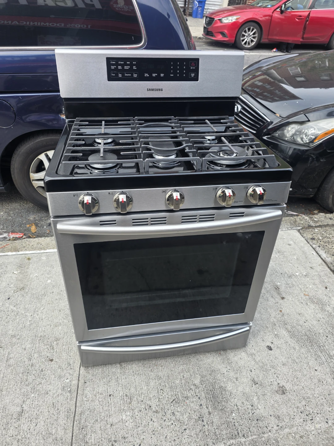 Samsung Stainless Steel Gas Range - photo 4