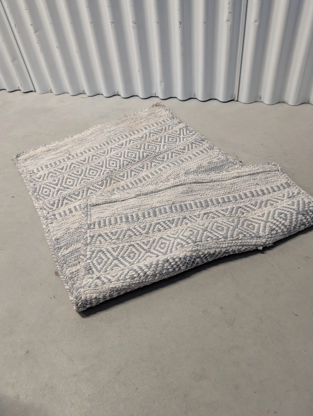 Blue-Grey and White Patterned Accent Rug 100% Cotton - photo 2
