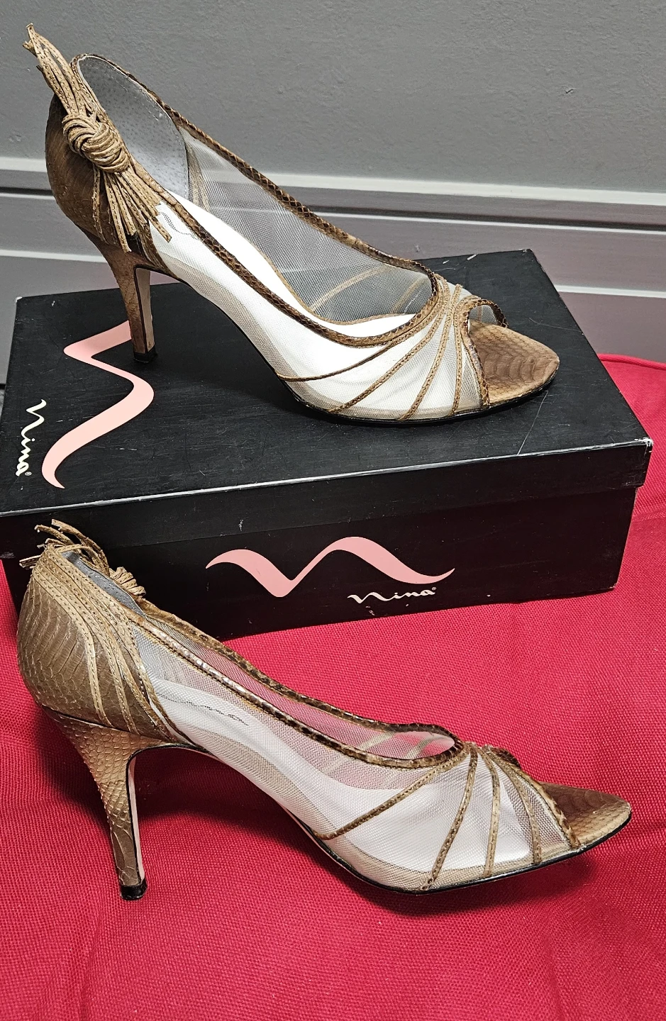 Italian high heel leather shoes