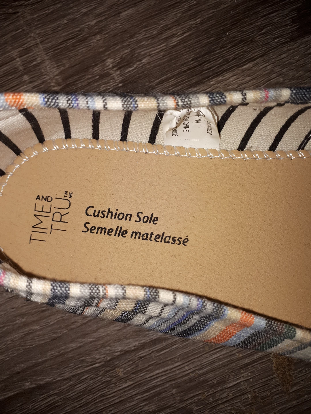 Brand new striped slip-on shoes size 9🏈 - photo 2