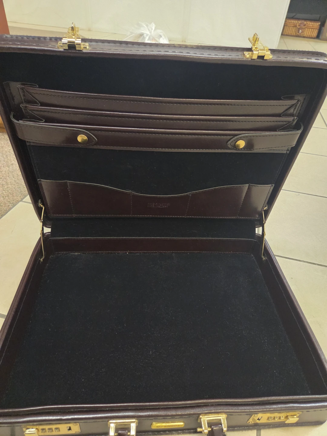 Vintage Leather Briefcase - photo 5