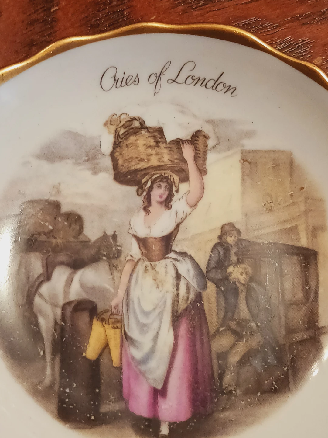 Tuscan Cries of London Bone China English Porcelain saucer - photo 3