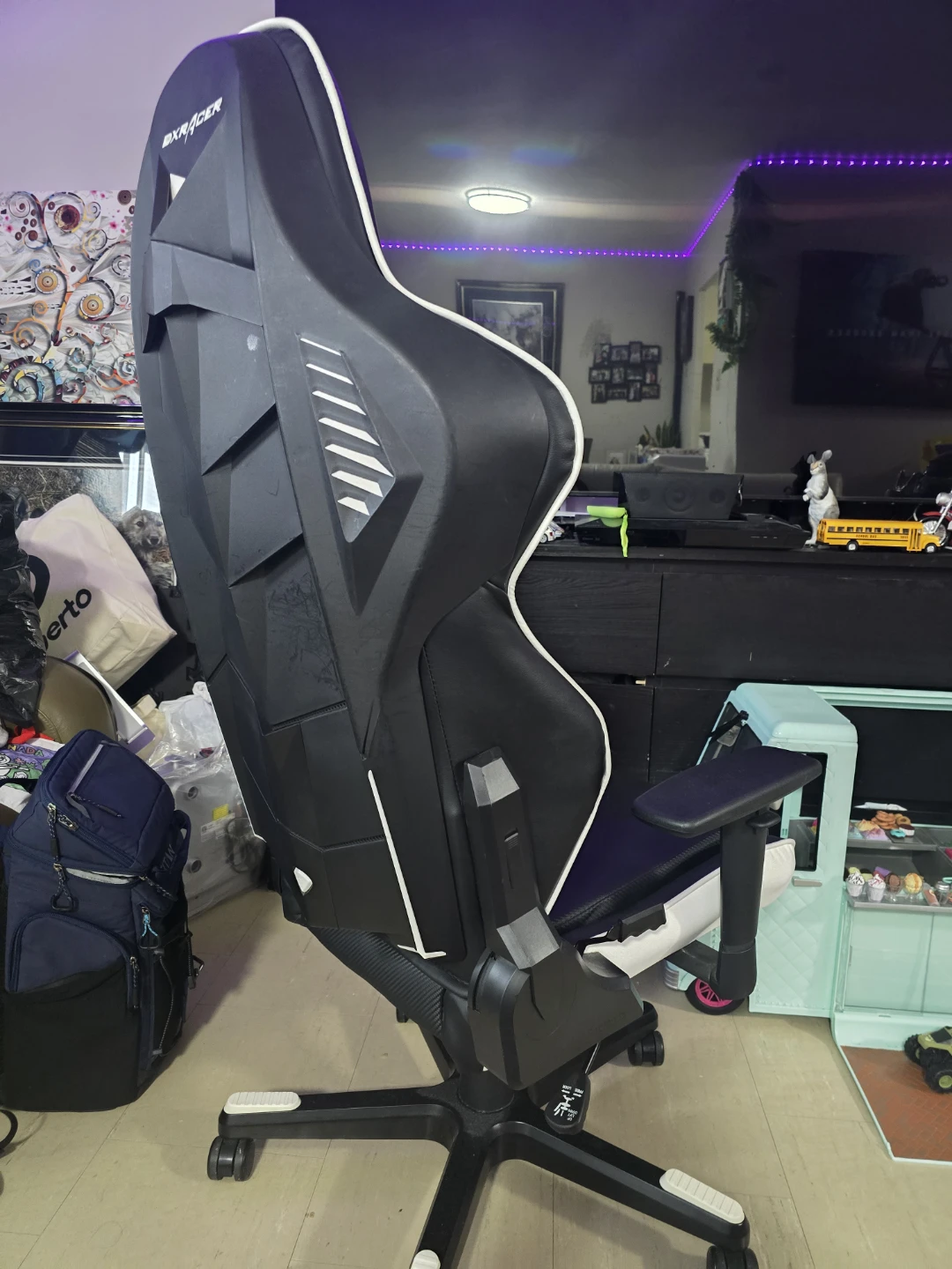 DXRacer Gaming Chair - Black and White - photo 3