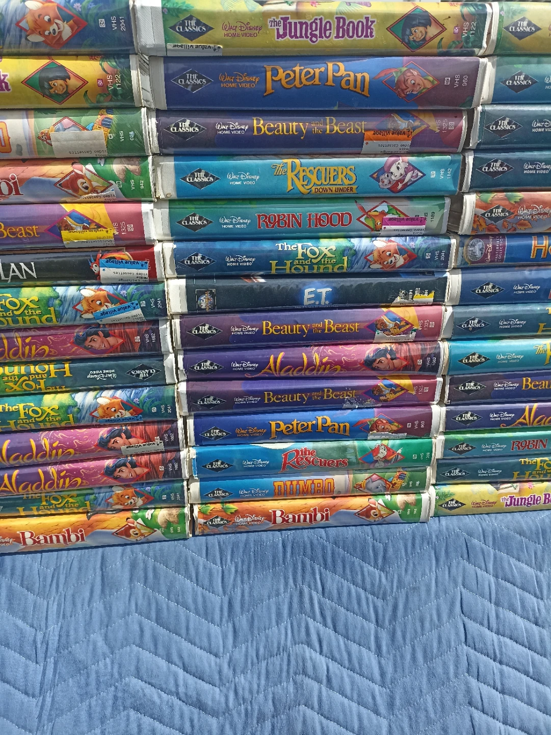VHS Collectors tapes "THE CLASSICS" 70 OF THEM. Make me an Offer - photo 2