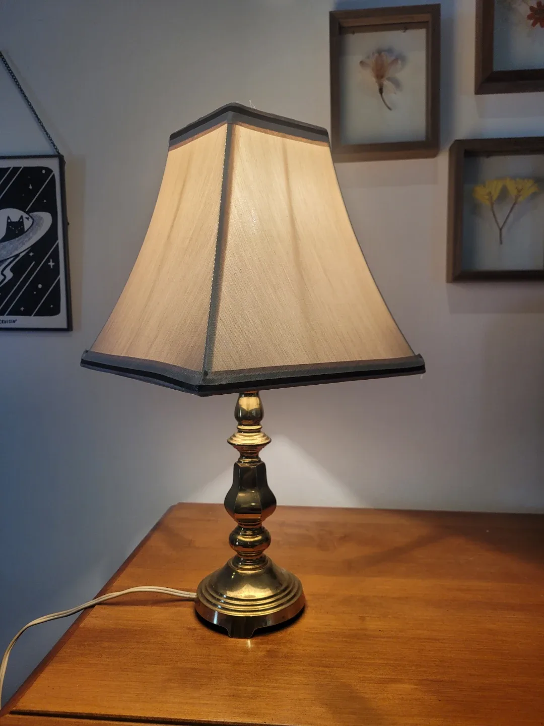 Small gold lamp