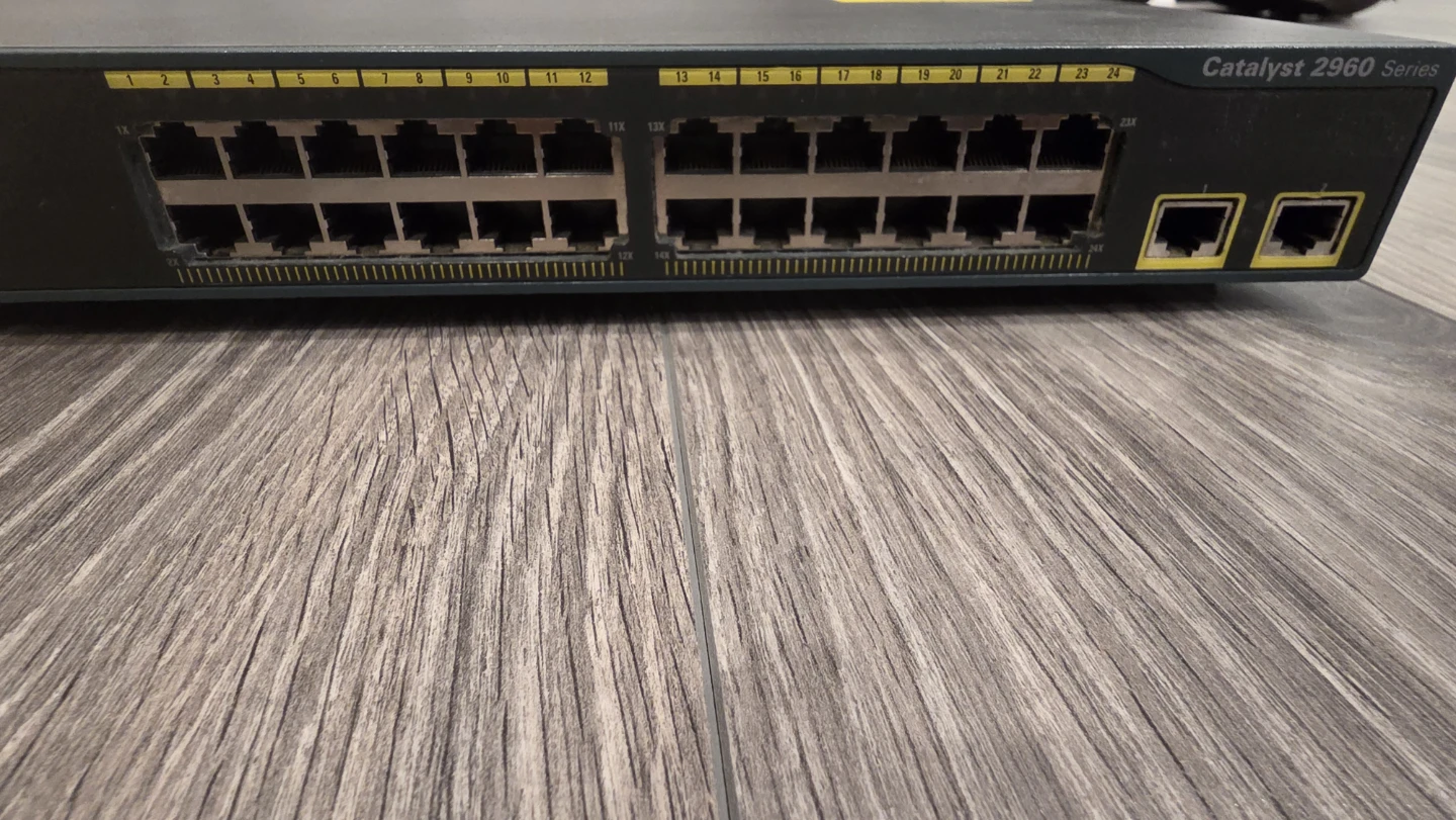 Cisco Catalyst 2960 Series Network Switch - photo 2
