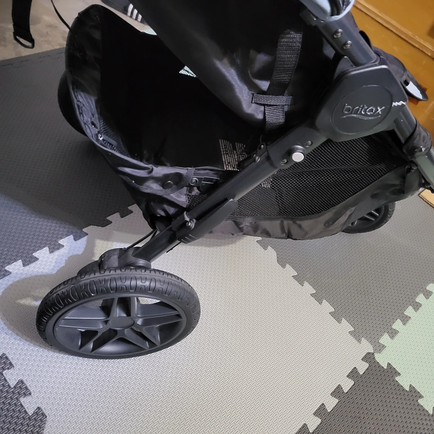 Britax B-Agile Stroller - photo 4