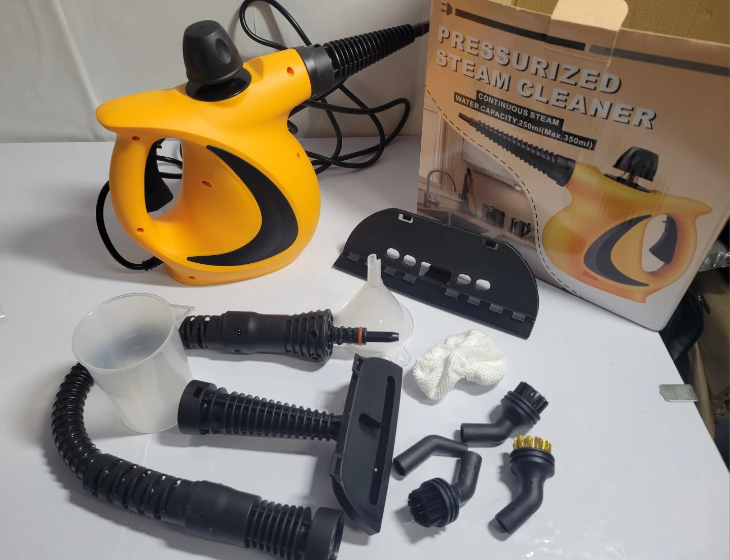 Brand new Spurgehom Pressurized Steam Cleaner