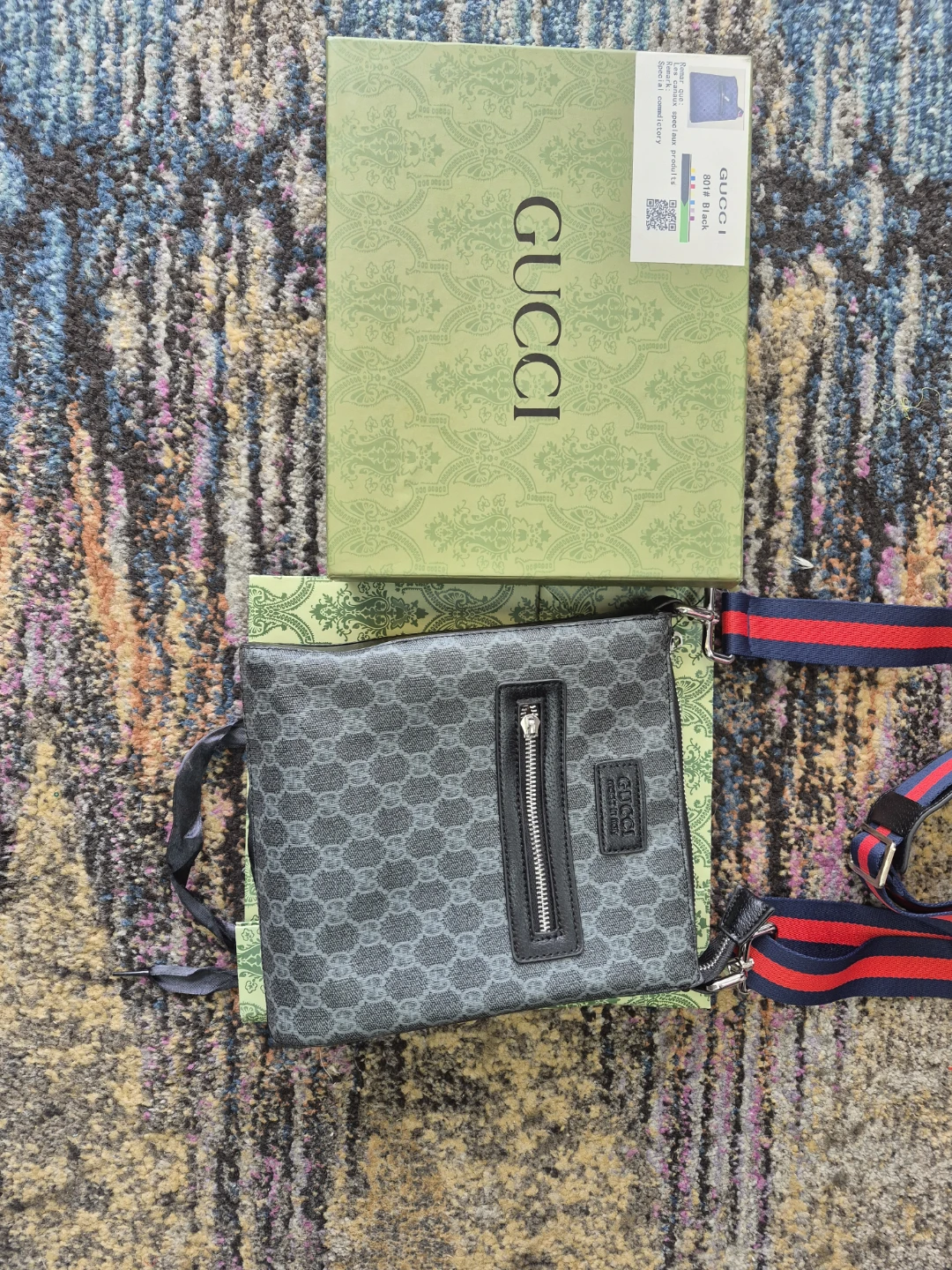 Sacoche Gucci monogramme gris et noir