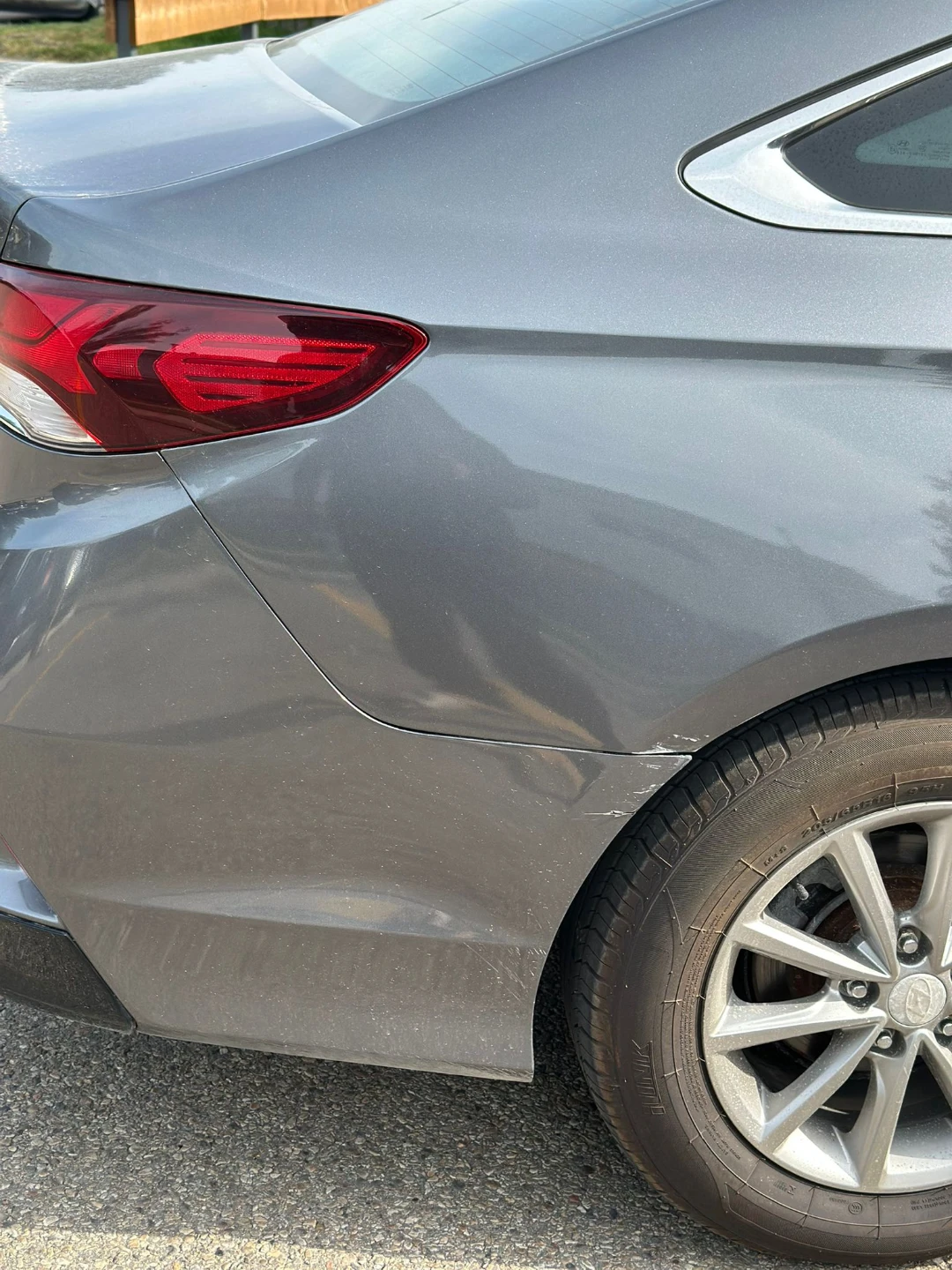Grey Hyundai Sonata Sedan - photo 5