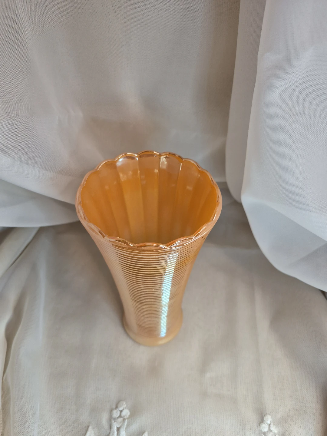 Vintage Anchor Hocking Ribbed Peach Lustre Laurel Glass Vase - photo 4