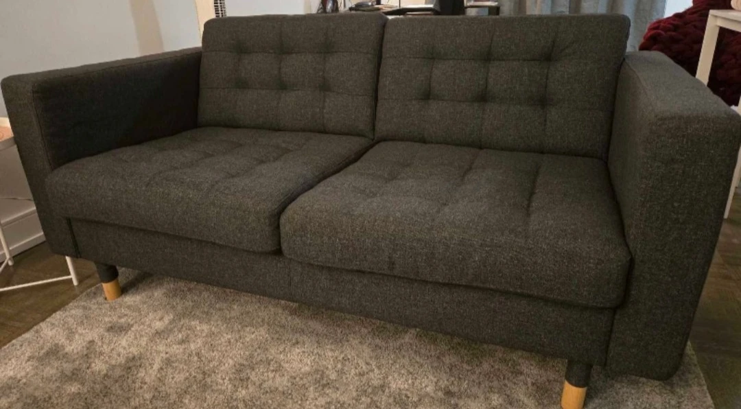Cozy Couch  (loveseat)