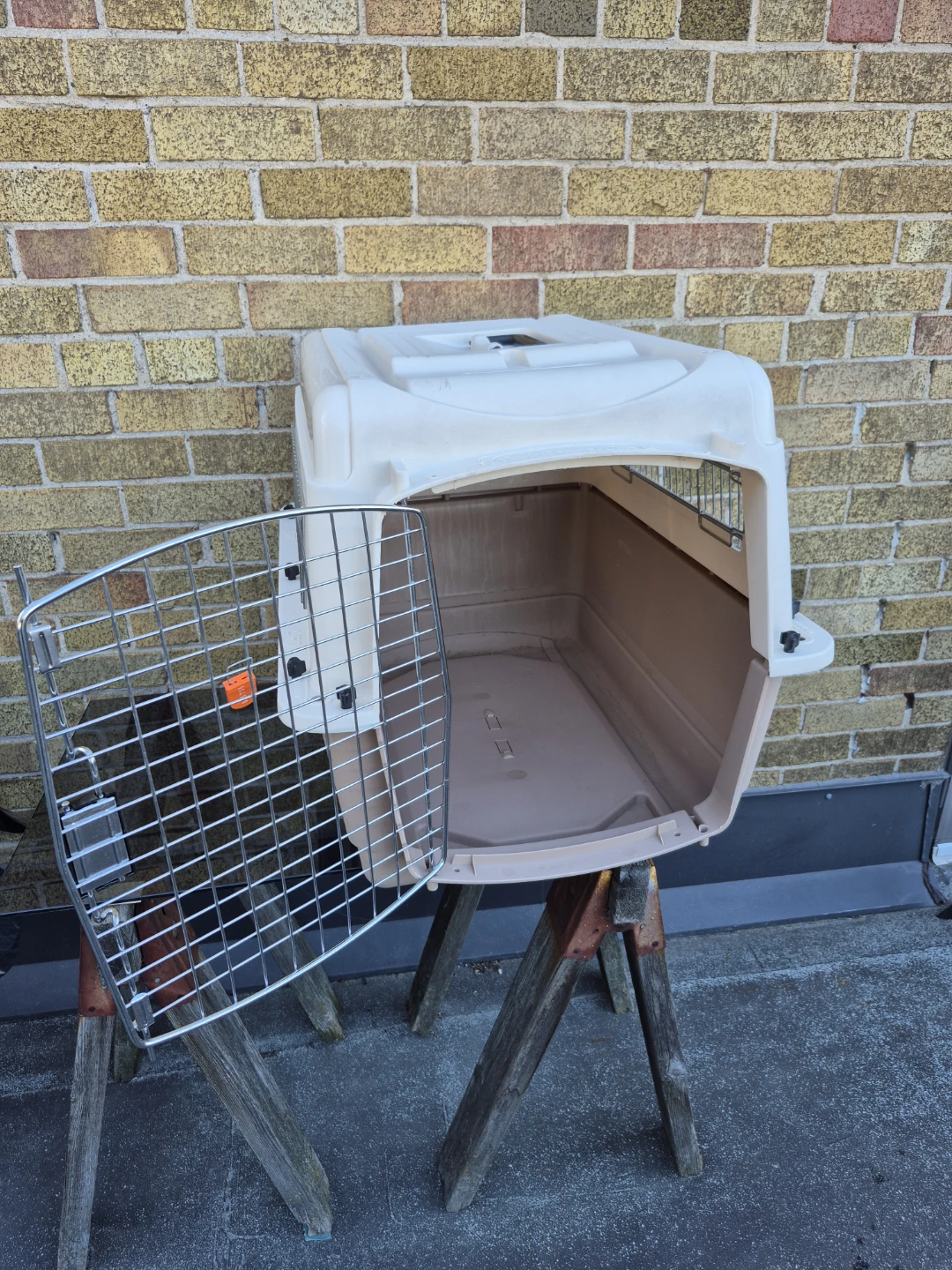 Large Pet Carrier - photo 2