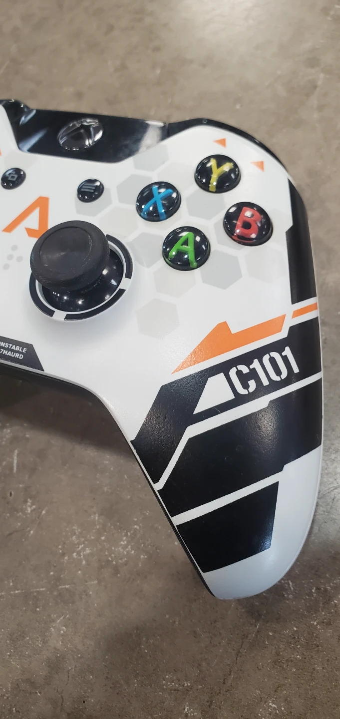 Xbox Titanfall Limited Edition Controller - photo 3