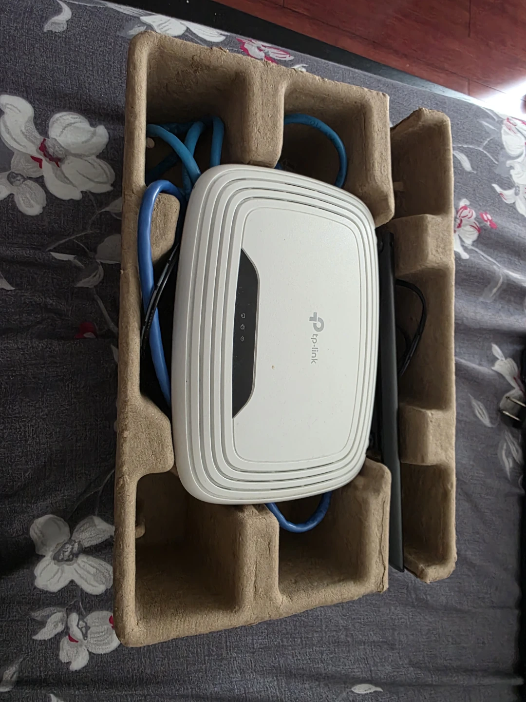 TP-Link N300 Wireless Router - photo 3