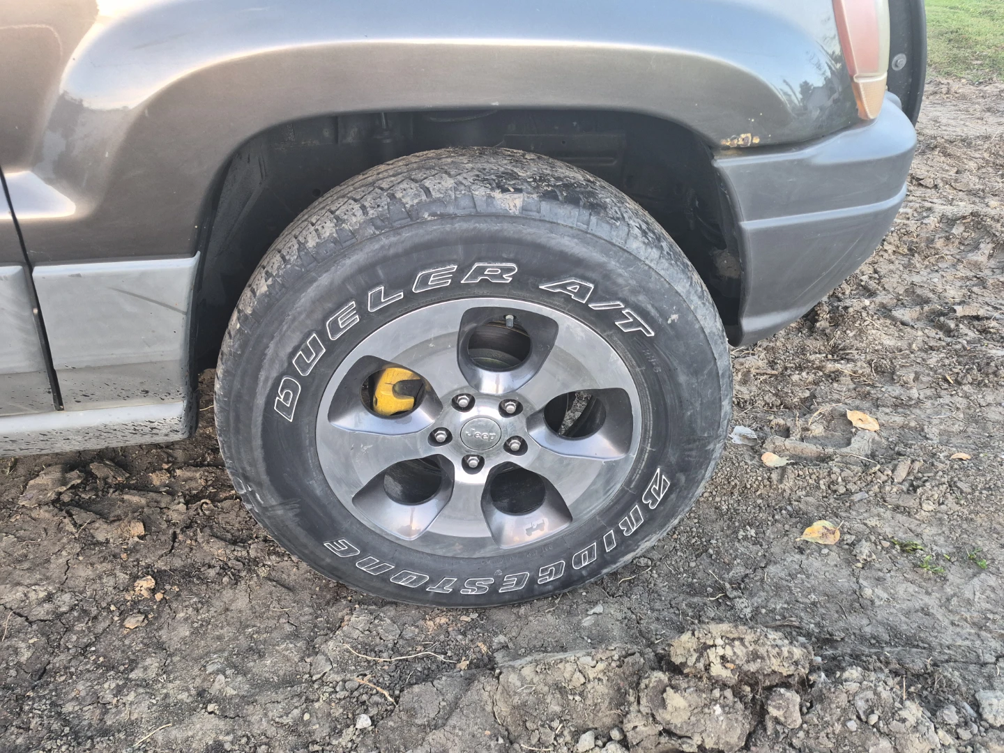 Jeep Grand Cherokee - photo 4