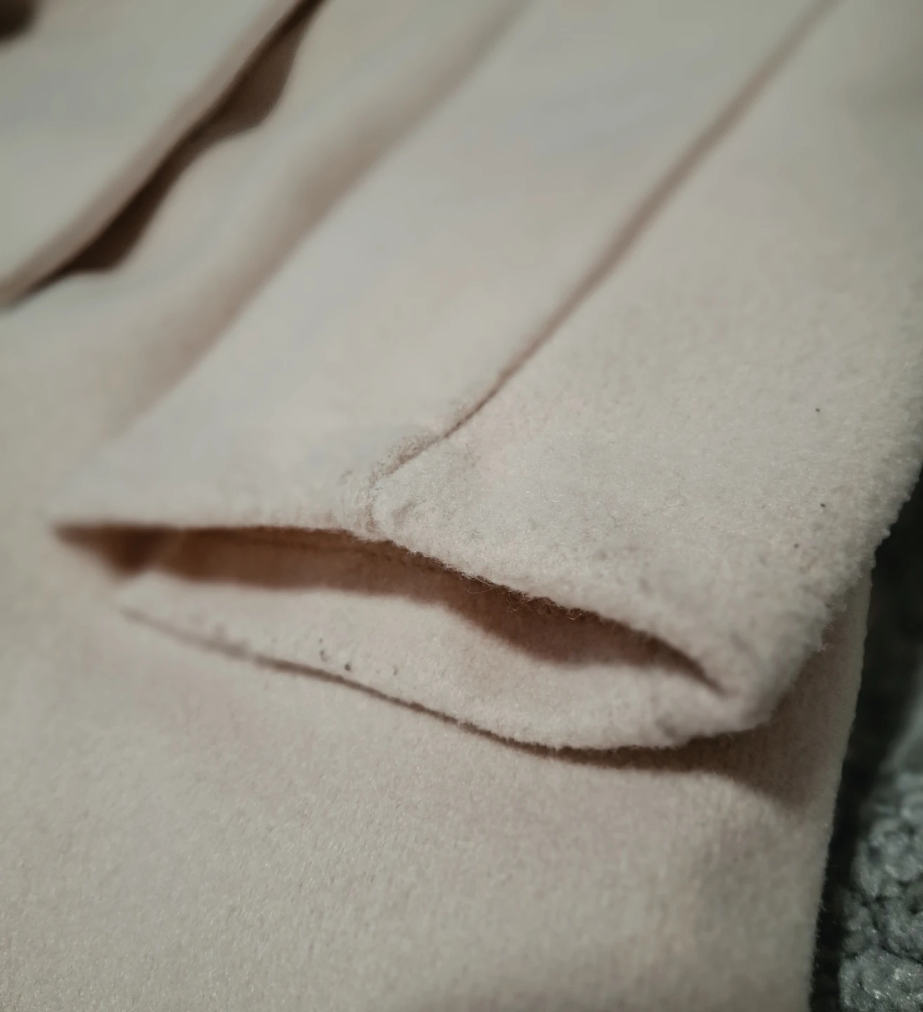 Light pink wool coat with dress. - photo 3