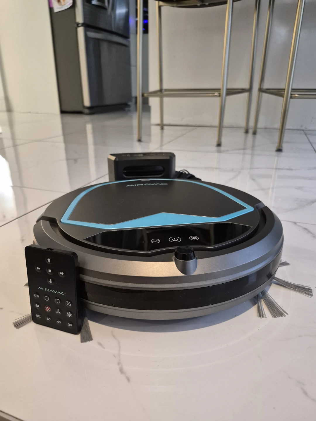 Miravac Robot Vacuum with Remote