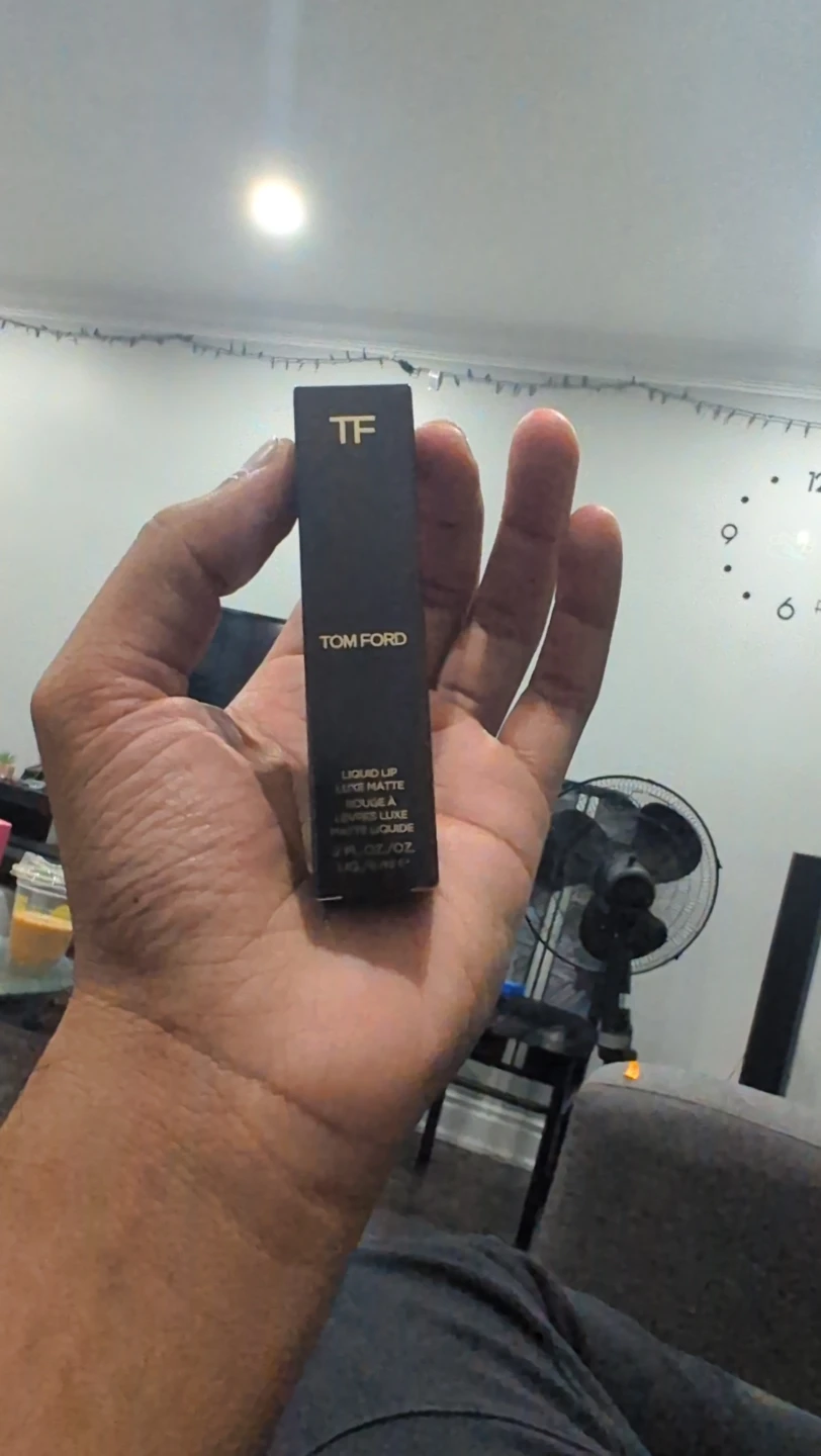 Tom Ford Liquid Lip Luxe Matte - 121 Lark