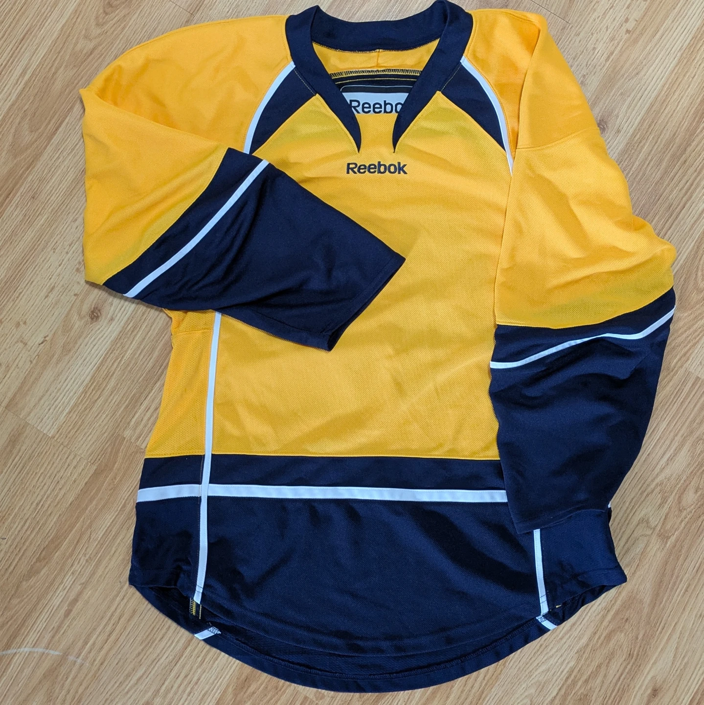 Hockey Jersey and Hockey Socks - Recreation Practice Jerseys
