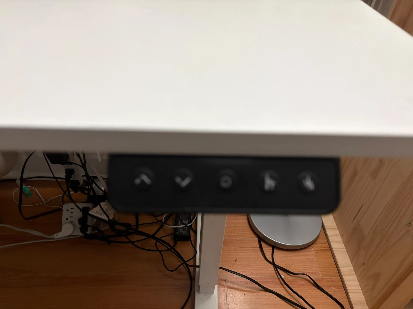 White Adjustable Standing Desk - photo 2