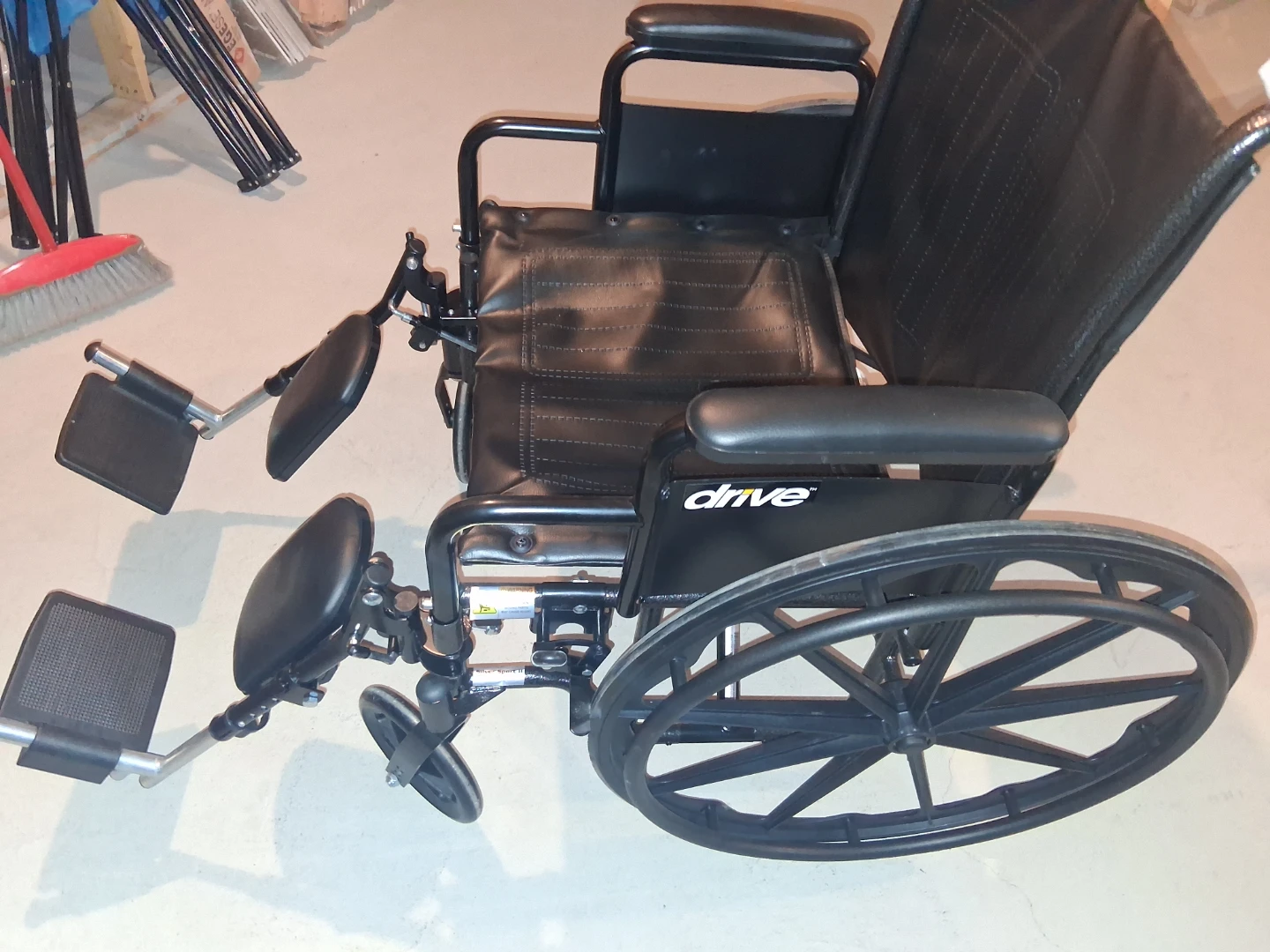 Drive wheelchair