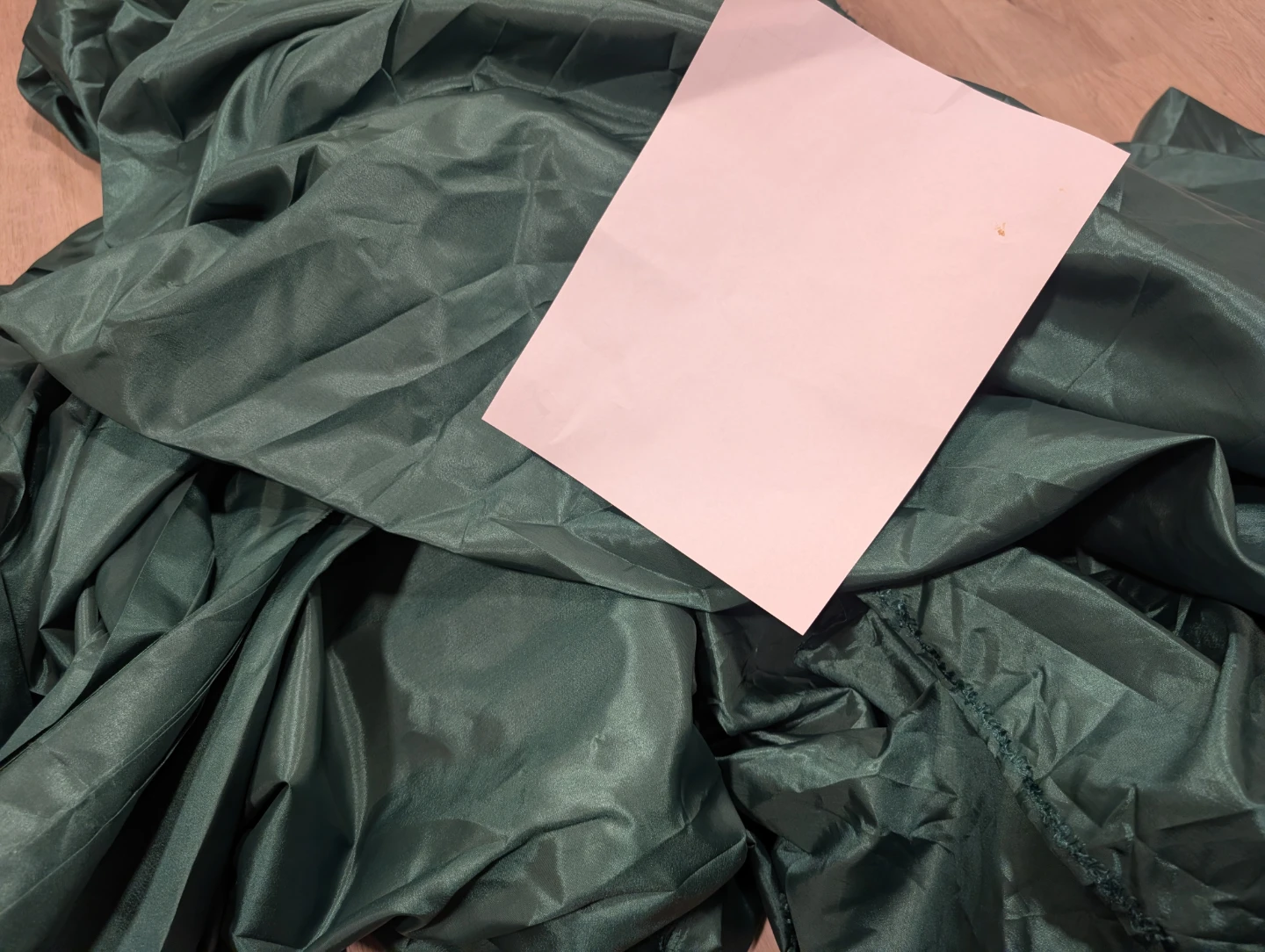 Green lightweight Taffeta Fabric Material - $5 per metre - photo 4