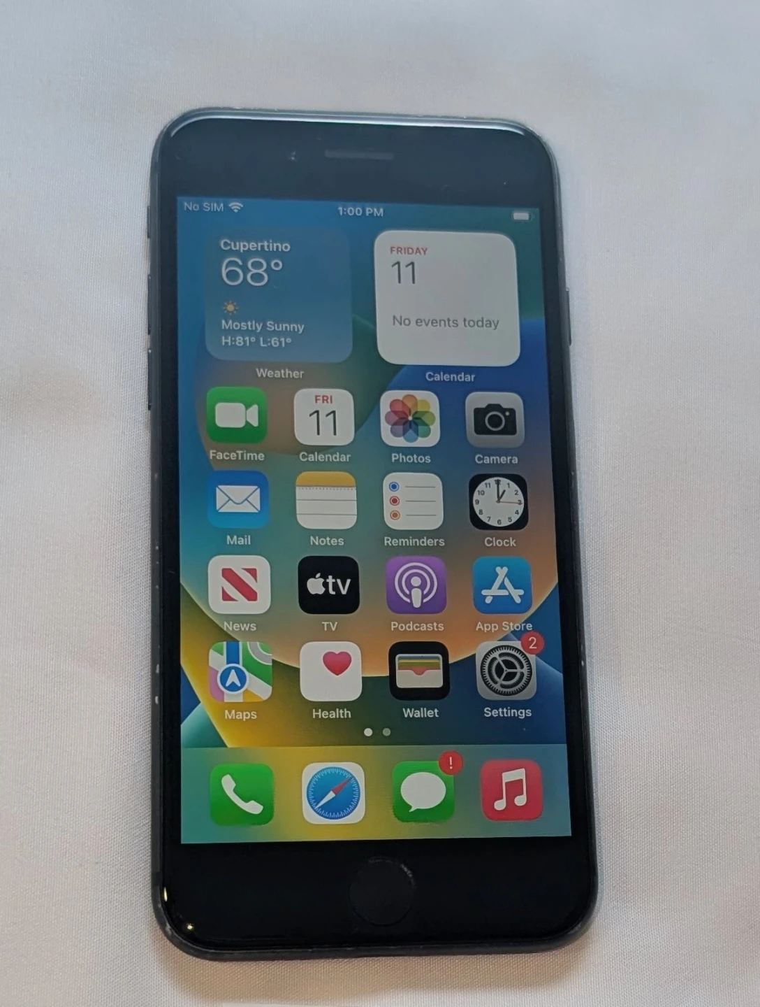 Great Condition APPLE iPhone 8 UNLOCKED 256GB Cell Phone