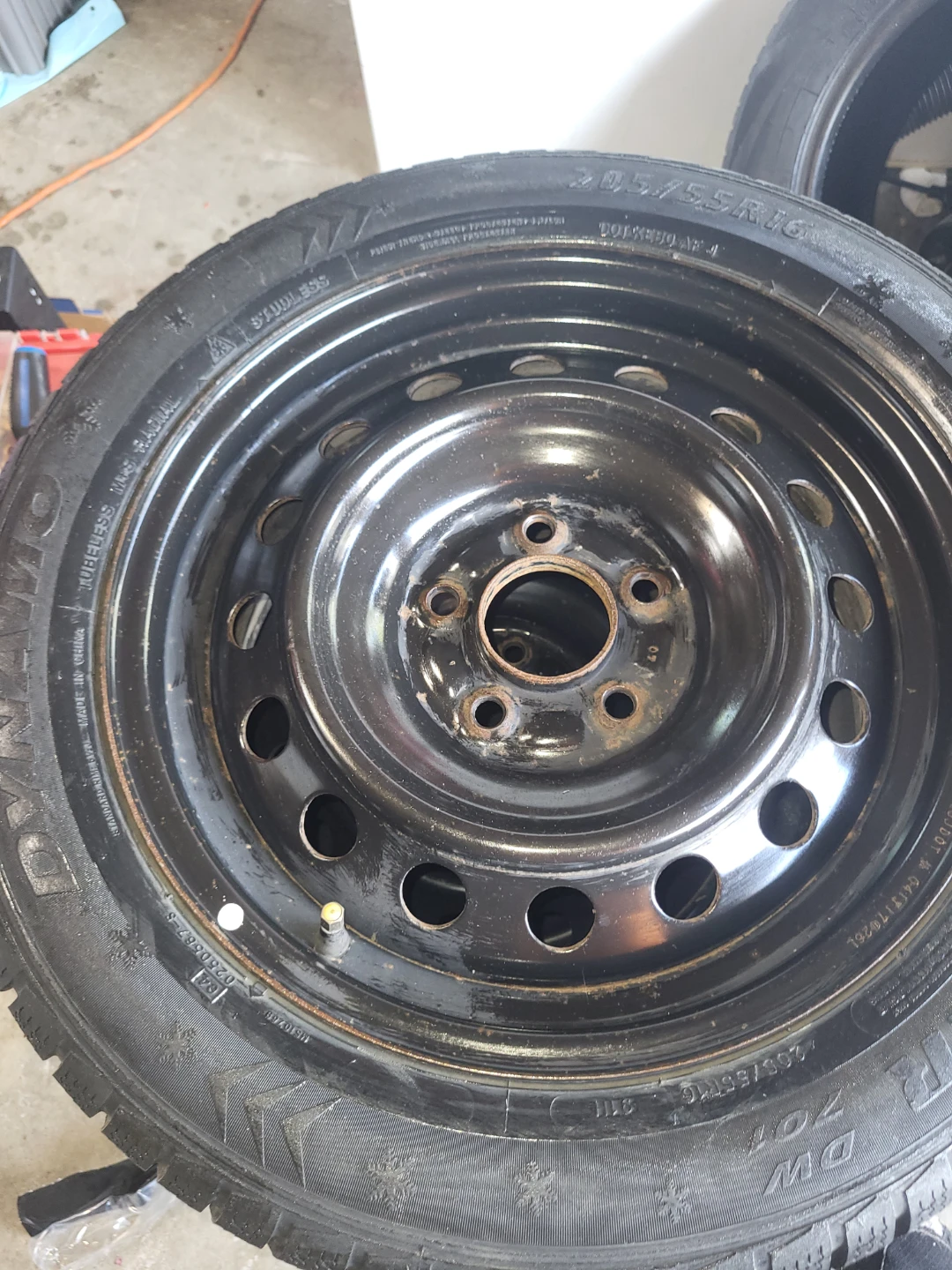 Set of four winter tires mounted on black steel - photo 5