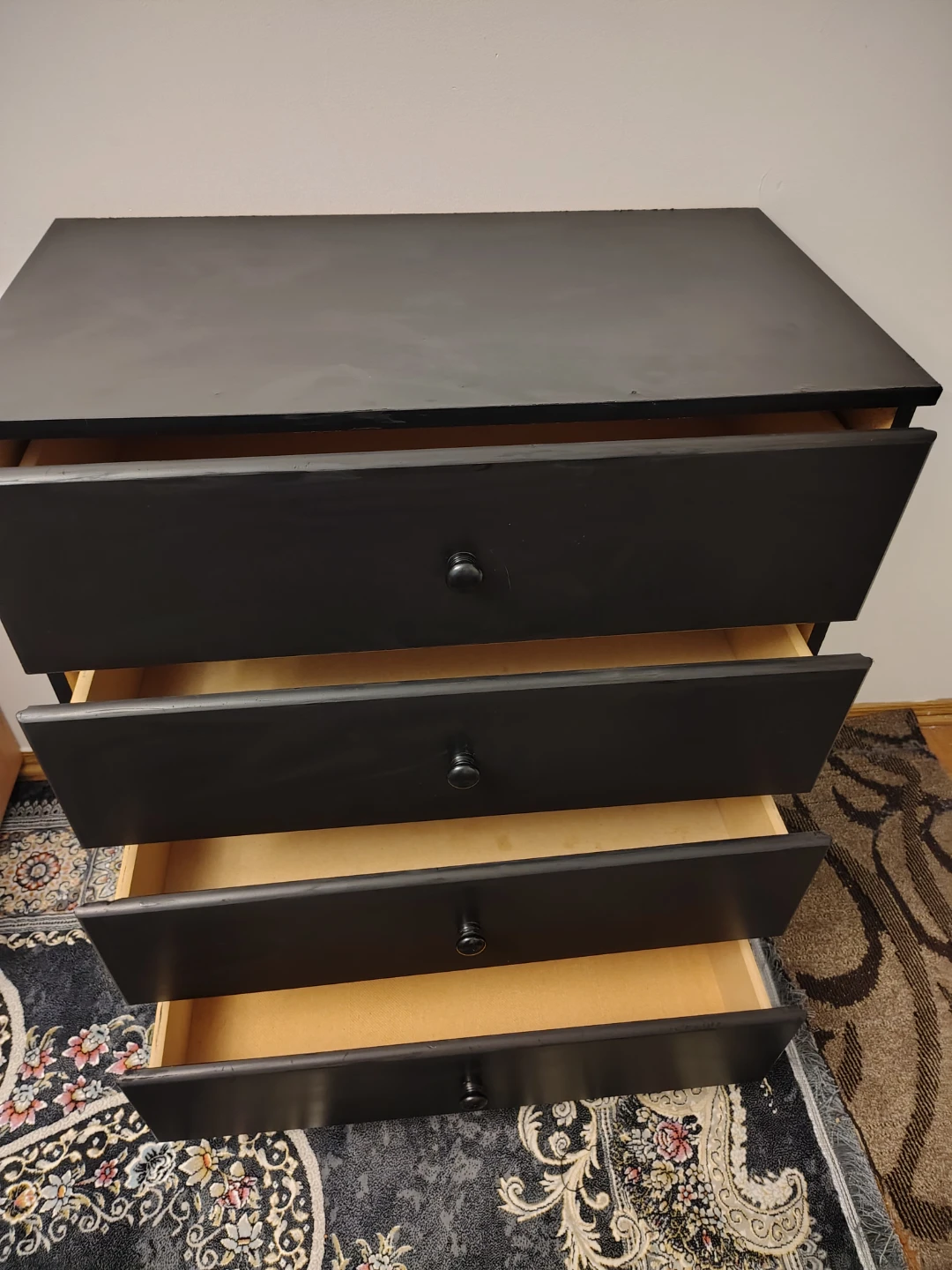 Black 4-Drawer Dresser, like new - photo 5