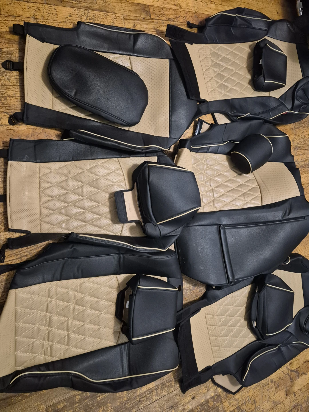 Black and Tan Diamond Quilted Car Seat Cover Set - photo 2