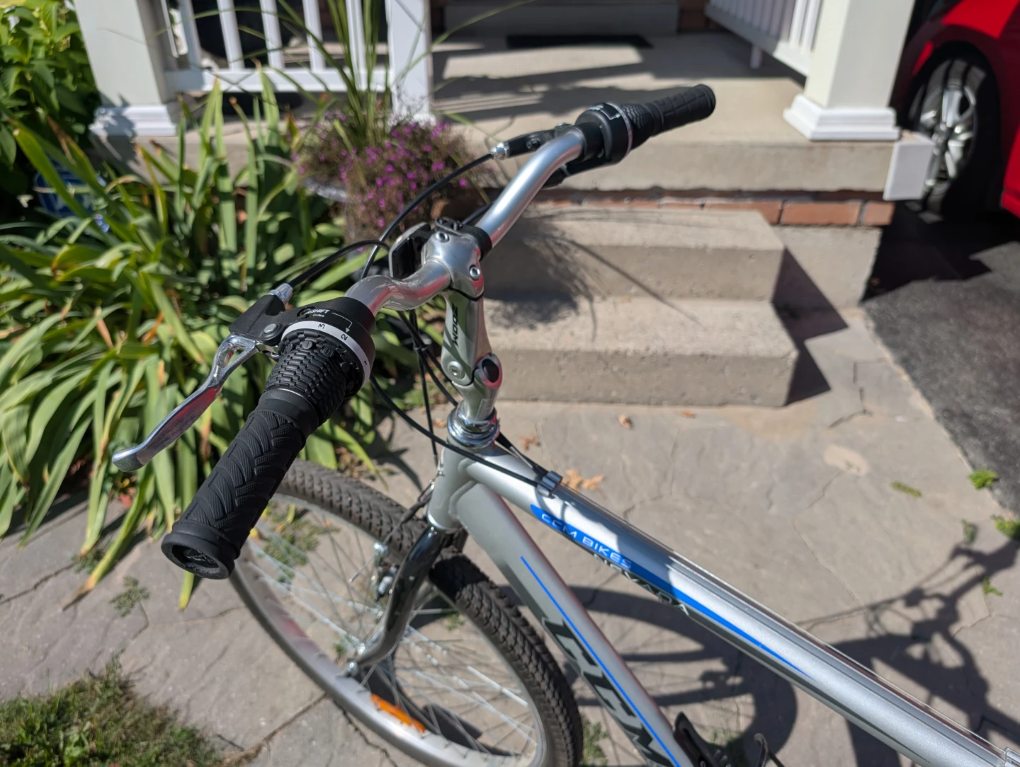 CCM Nevada 21 speed hybrid bicycle - photo 2