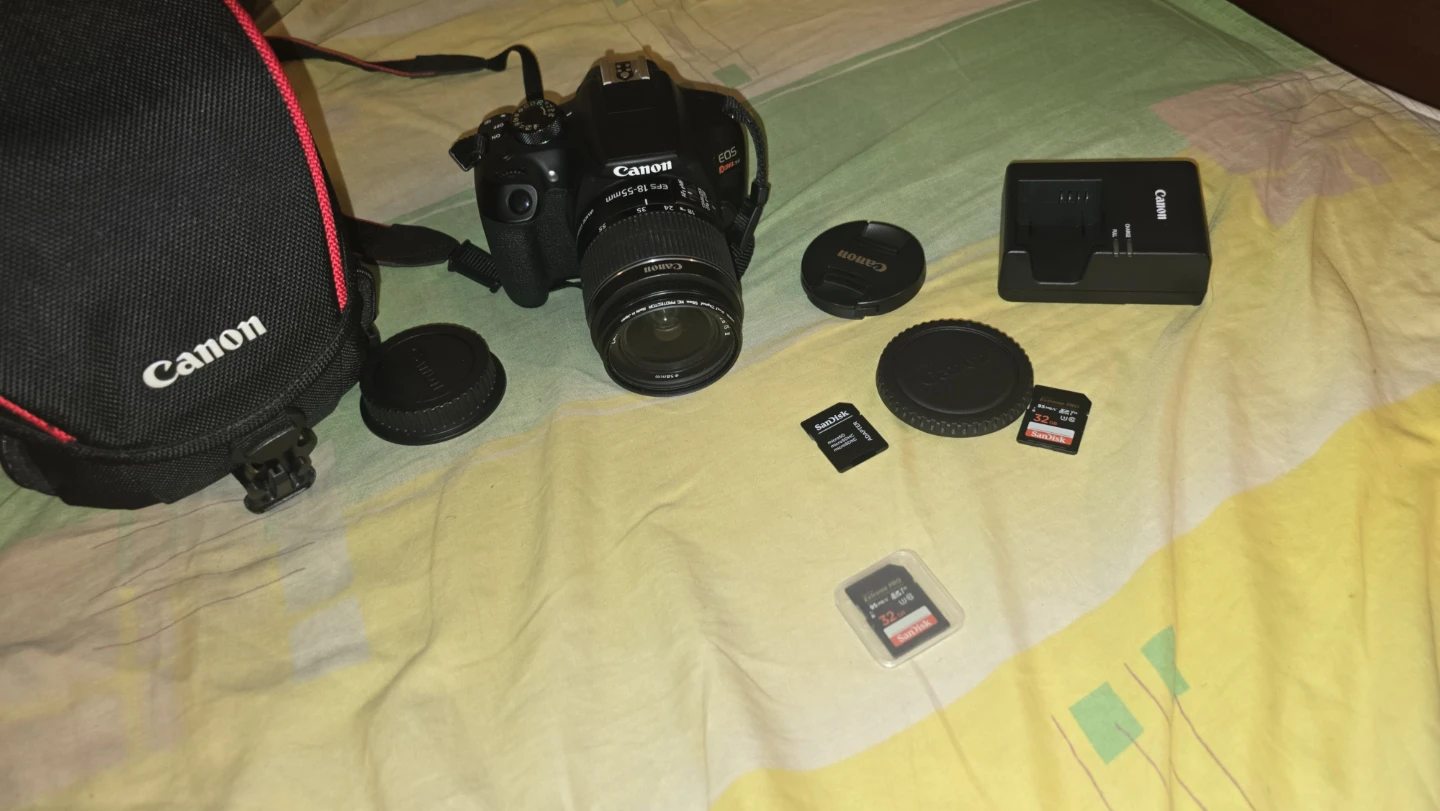 Canon EOS Rebel T6 Camera with 18-55mm Lens