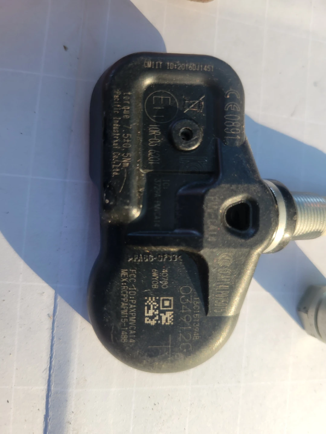 OE  TPMS Tire SensorNissan and Infiniti vehicles - photo 2