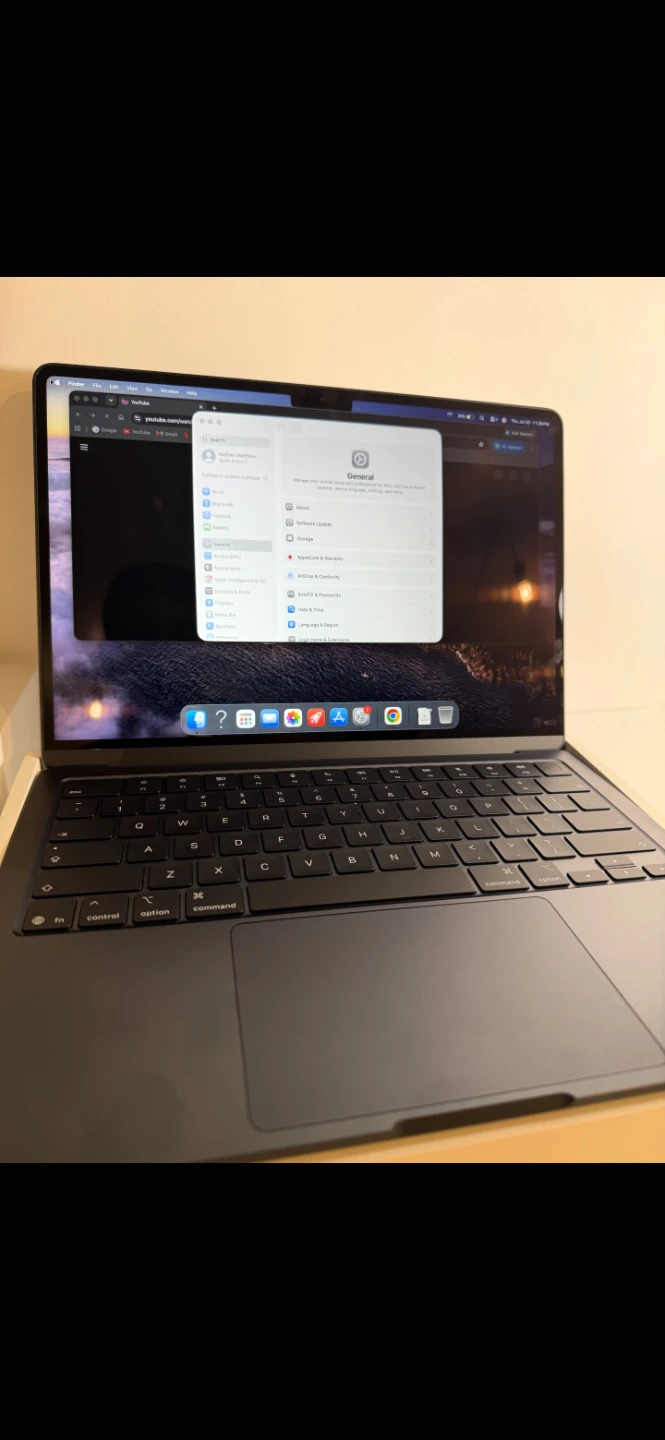 Apple MacBook Air 13-inch M5 16GB RAM - photo 4