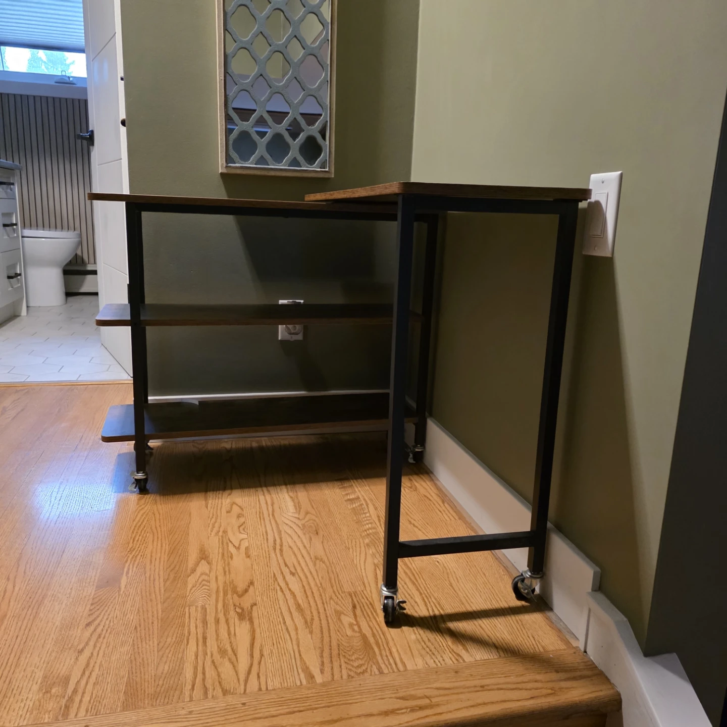 Rotating side table - photo 3