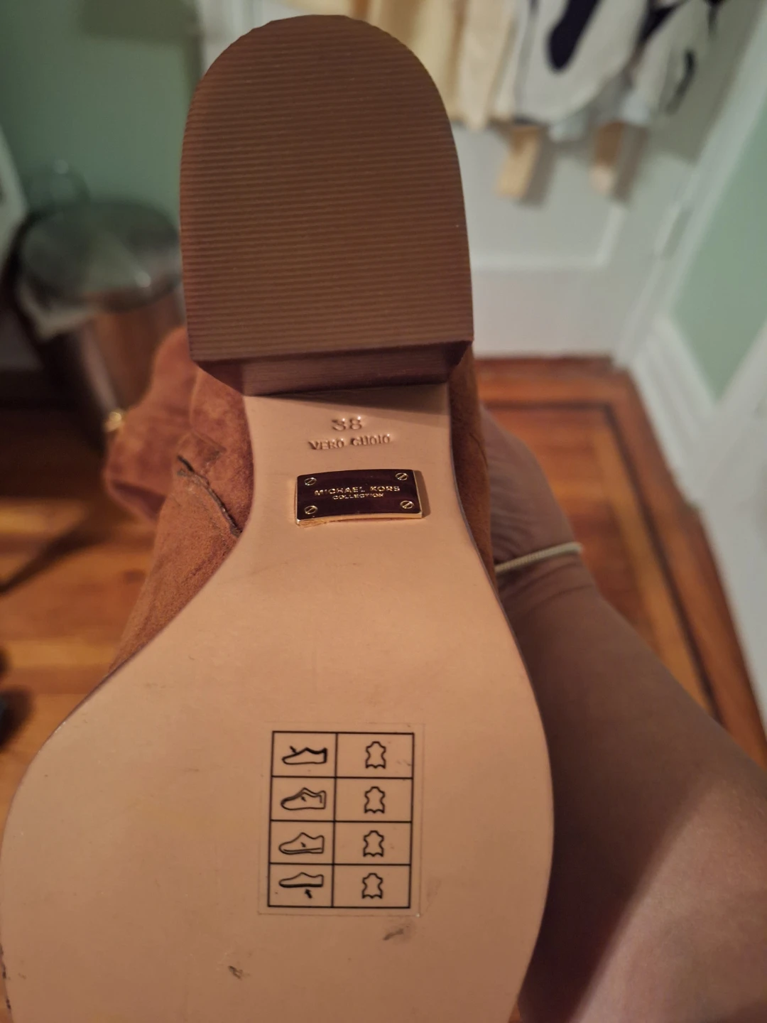 Michael Kors Collection Suede Boots 'Eloise' - photo 4