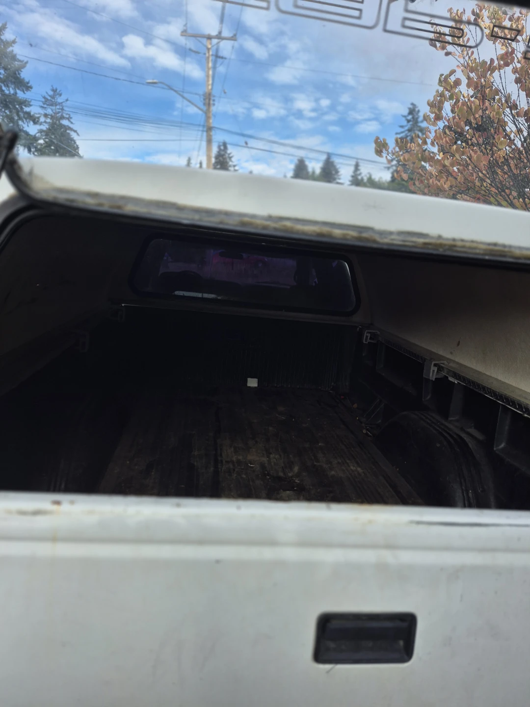 White 2000 GMC 3500 Truck - photo 5
