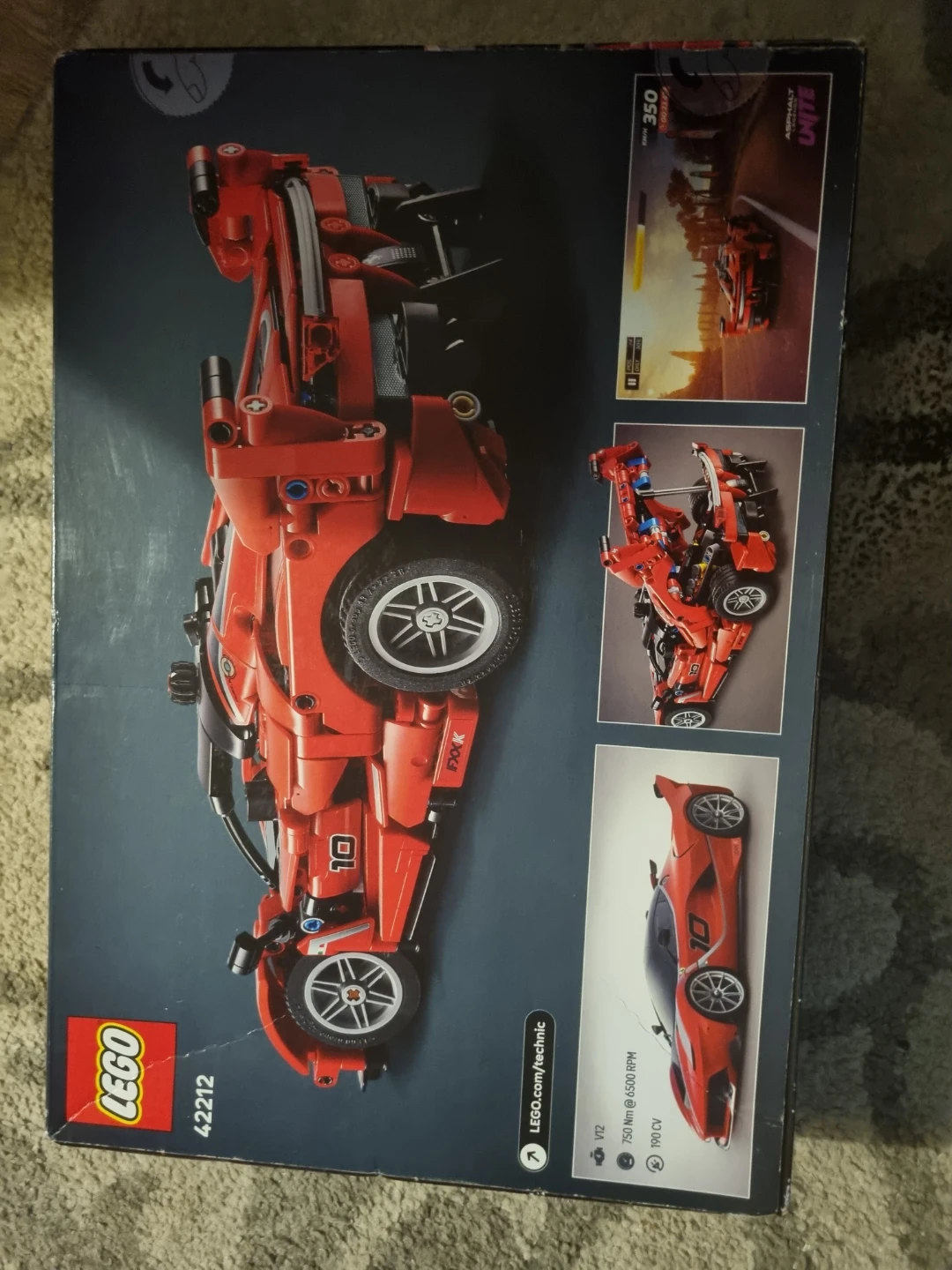 LEGO Technic Ferrari Daytona SP3 (42143) - photo 2
