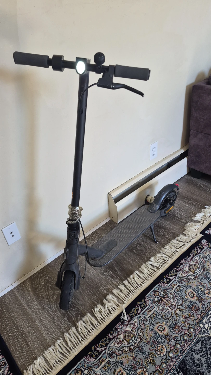 Xiaomi Mi Electric Scooter - photo 2