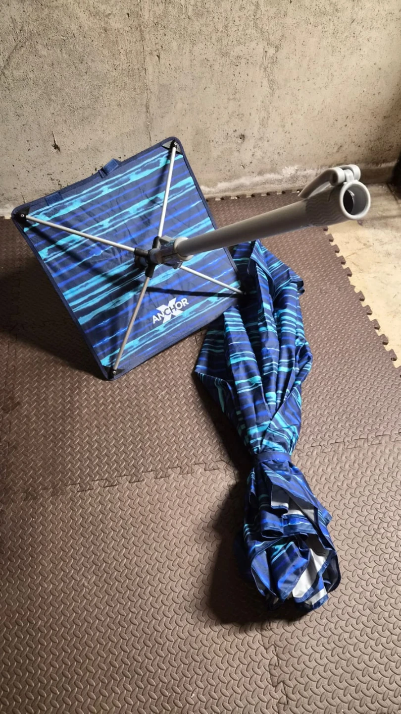 Tommy Bahama Blue Stripe Beach Umbrella - photo 4