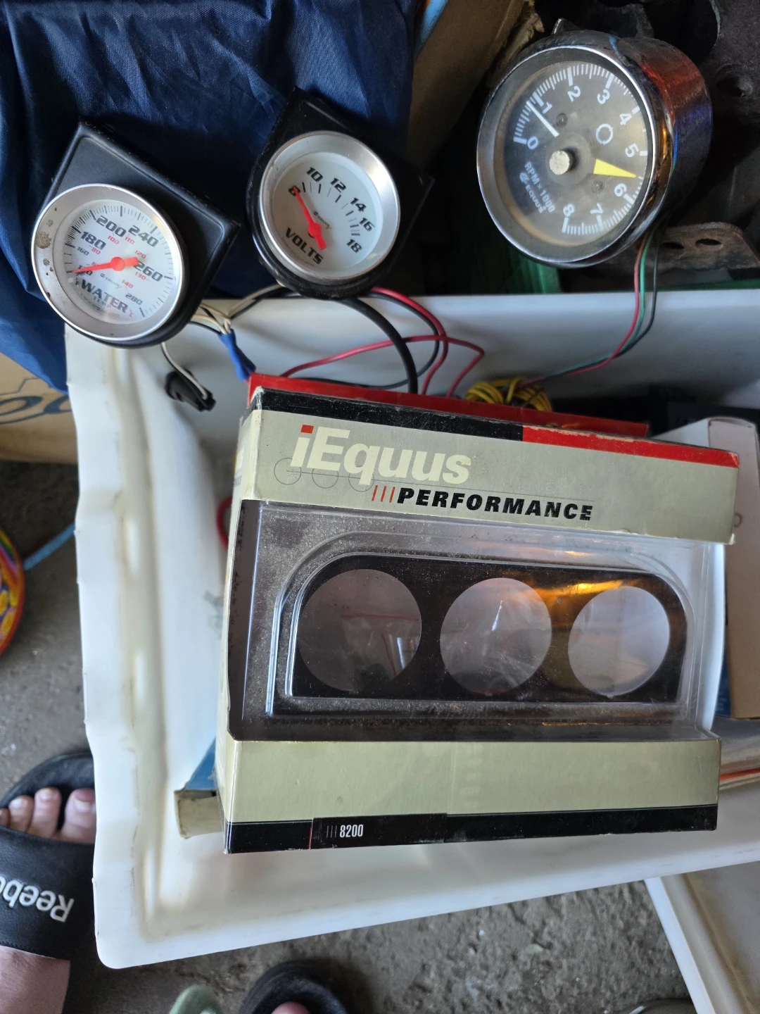 iEquus Performance Triple Gauge Set