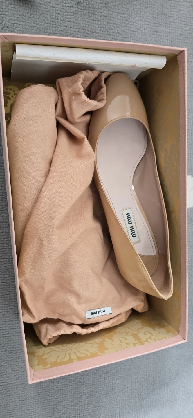 Miu Miu patent leather heels - size 37 - photo 4