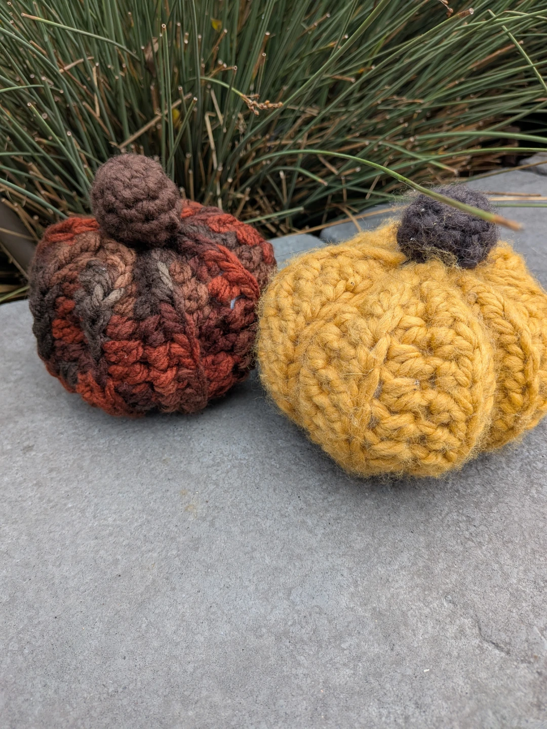 Crochet pumpkins