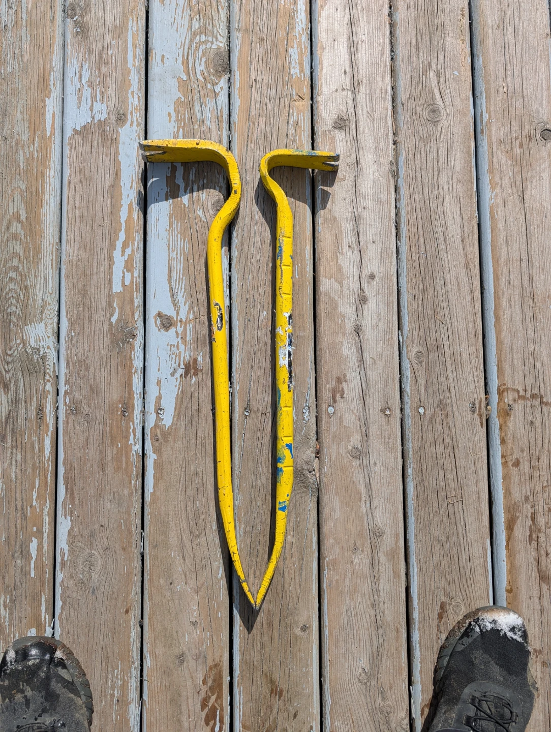 2 small goose neck bars