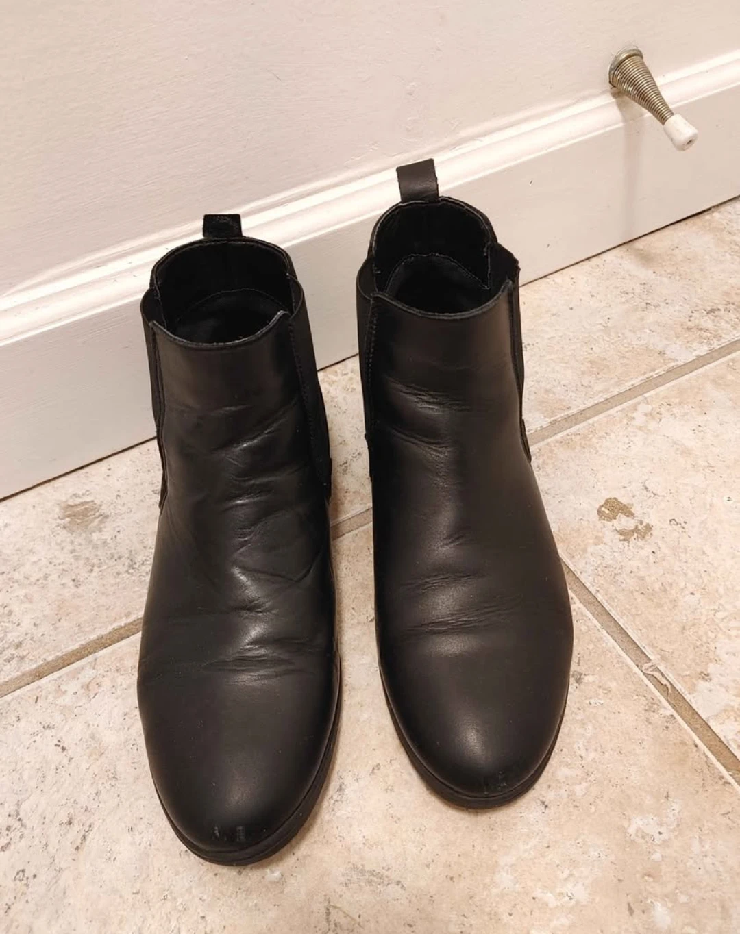 Women's Black Leather Boots size 7.5 - photo 2
