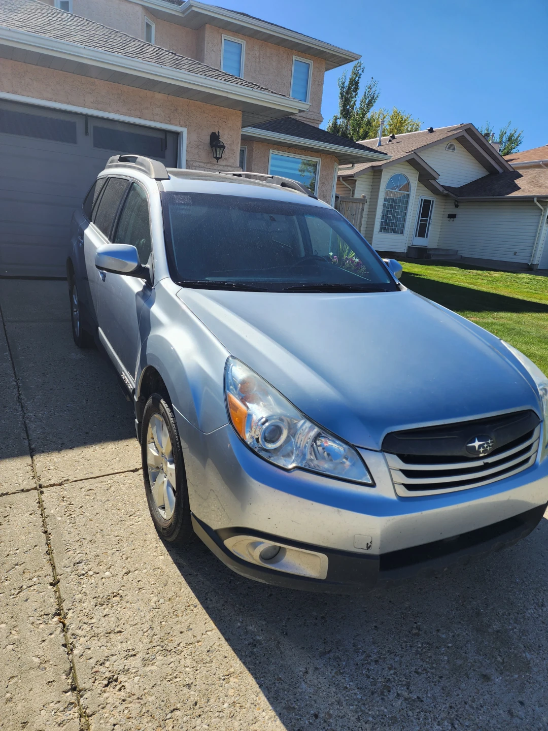 Subaru Outback Silver SUV